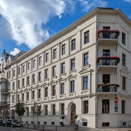 Aparthotel Strzelecka 34