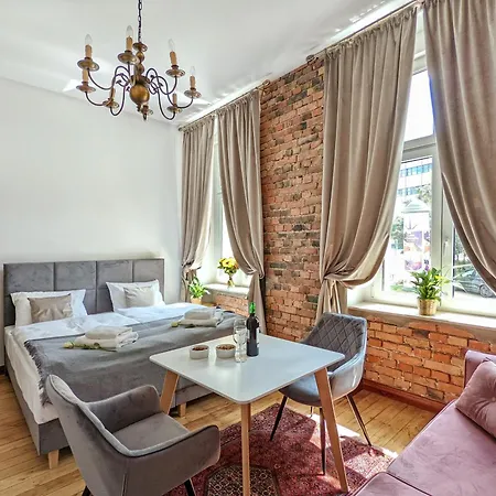 Aparthotel Strzelecka 34