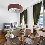 Aparthotel Strzelecka 34