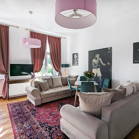 Strzelecka 34 * Poznań