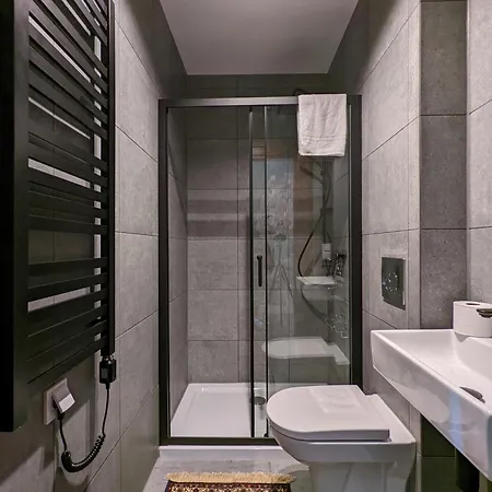 Hotel apartamentowy Strzelecka 34