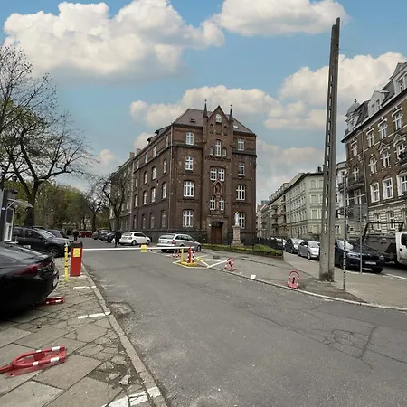 Strzelecka 34 * Poznań