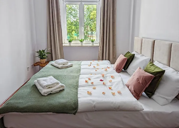 Strzelecka 34 Hotel apartamentowy 4*